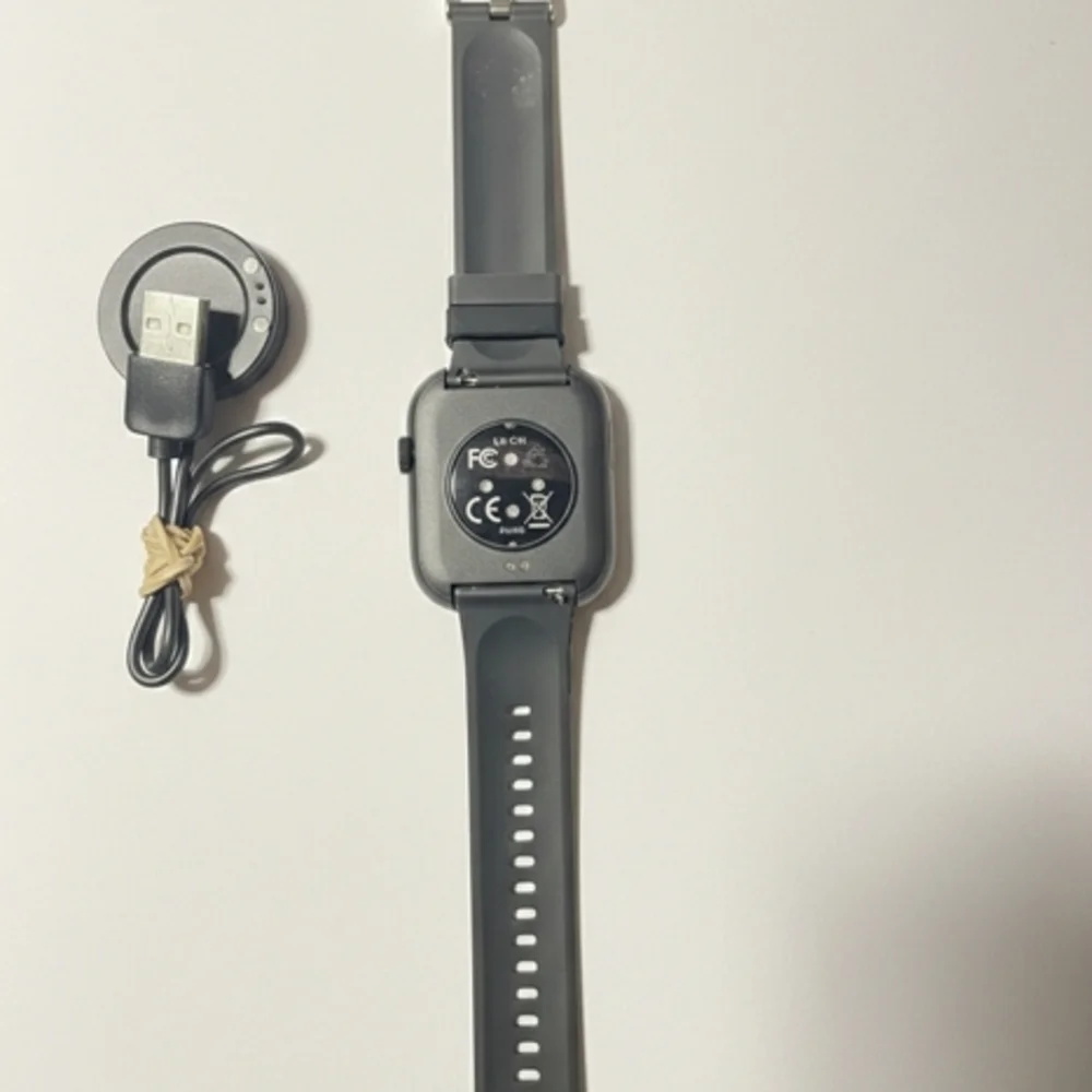 Smartwatch with Charger - Black